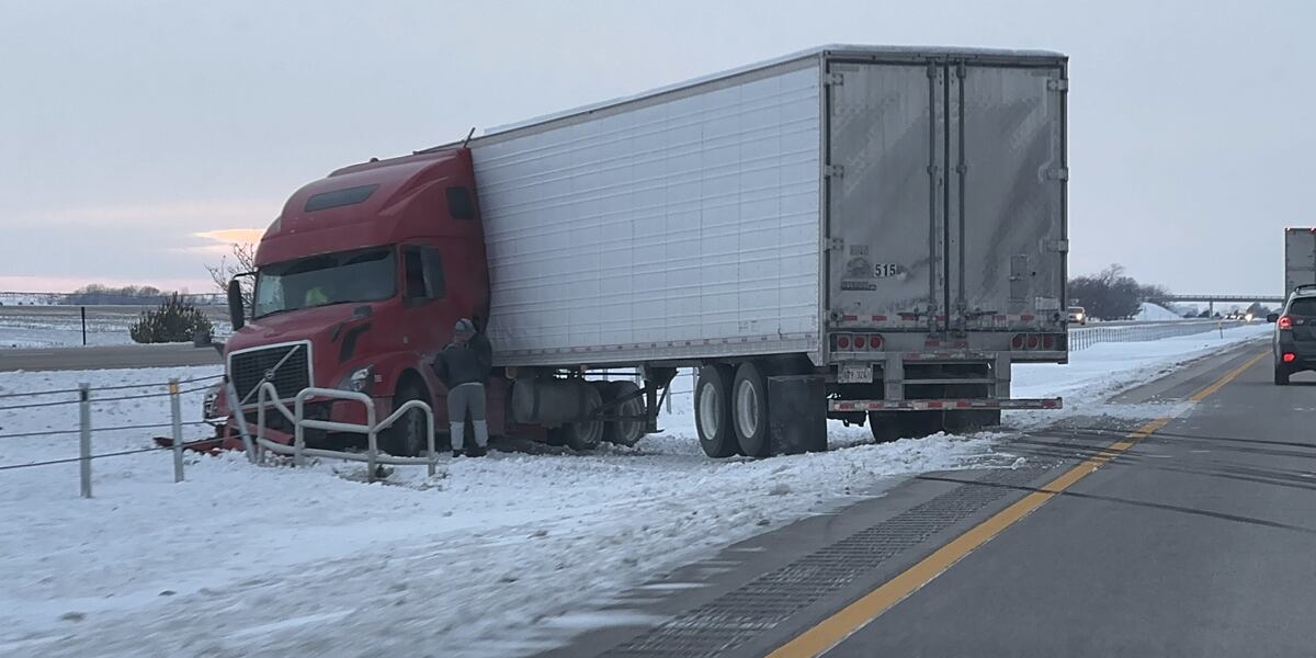 Icy road conditions causes multiple accidents on I-80 in central Nebraska